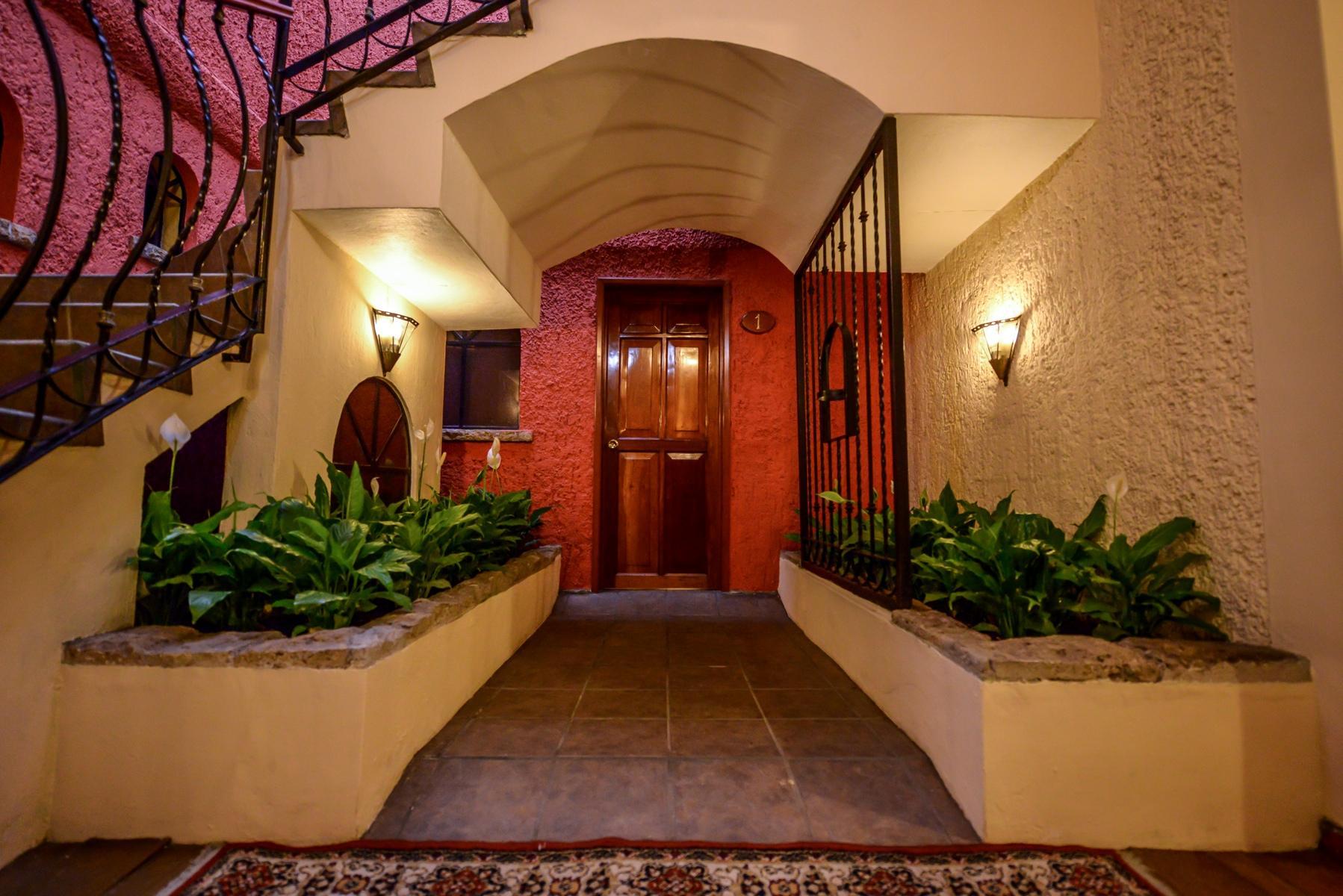 Hotel La Mansion Del Sol Запопан Екстериор снимка